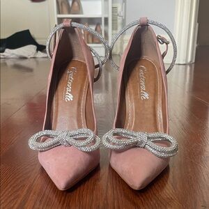 L'INTERVALLE Blush Pink Suede Pointed Heels with Crystal Bow